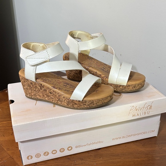 Blowfish Kids Cream Wedge Sandals - Picture 1 of 11